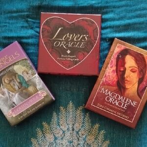 Oracle Card Set with Heart and Angel Themes